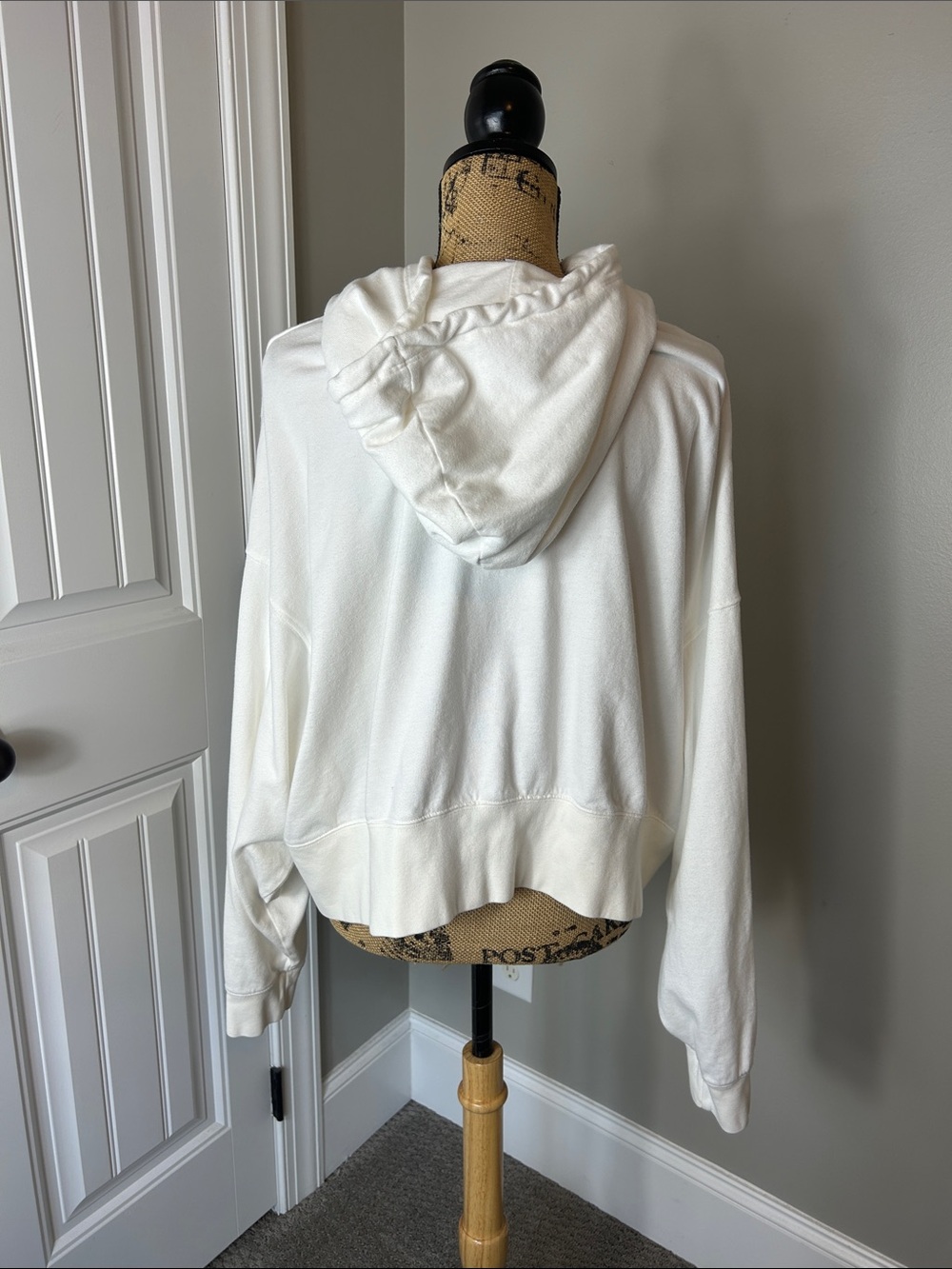 Nike Women’s Cream White hoodie Sweatshirt - Picture 3 of 7